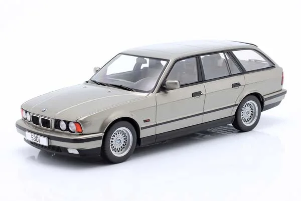 BMW 5ER SERIE E34 TOURING LIGHT GREY METALLIC