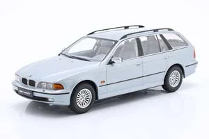 BMW 5ER SERIE E39 TOURING SILVER