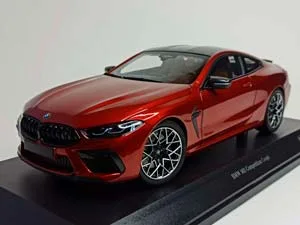 BMW M8 COUPE 2020 RED MINICHAMPS 1:18