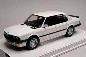 BMW M5 (E28) 1987 WHITE 1:18 ЛИМИТ 10 ШТ