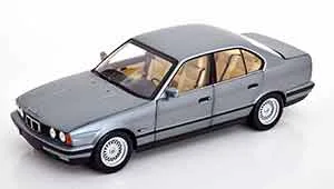 BMW 535I E34 SALOON 1988 LIGHT GREY METALLIC / БМВ 535 СЕРЫЙ