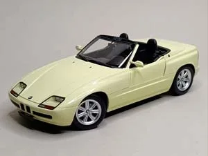 BMW Z1 1988 YELLOW 1:18 MINICHAMPS