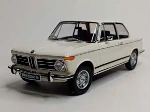 BMW 2002 TI KYOSHO WHITE 1:18