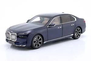 BMW I7 2022 DARK BLUE METALLIC / БМВ АЙ7 7-Я СЕРИЯ СИНИЙ
